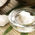 Afla-cum-iti-poti-imbunatati-starea-de-sanatate-cu-ajutorul-tehnicii-antice-de-oil-pulling.jpg